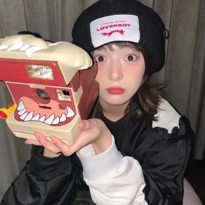 凝视黑夜